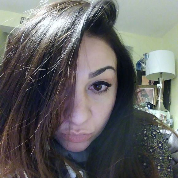 Meet your Posher, Jackie - Picture 1 of 1